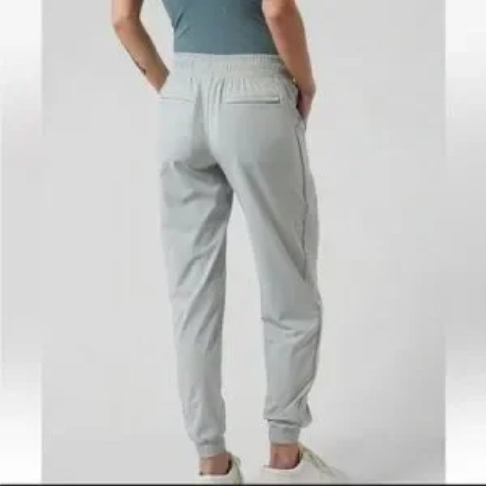 Athleta Brooklyn Textured Jogger Size 16 NWT in bag